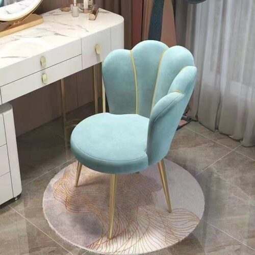 Petal-Shaped Velvet Dining Chair - Dining chair - QONKA HOME