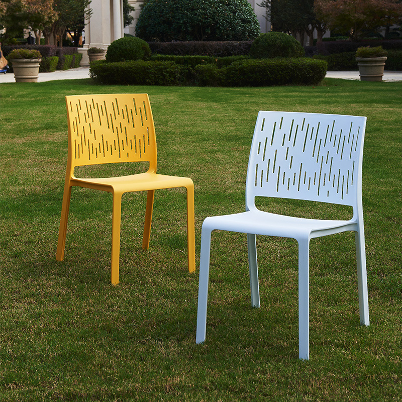 Integrated Molding Plastic Dining Chair Vertical Hollow Cutout Backrest Stackable Outdoor Side Chair for Patio Cafe Home -...