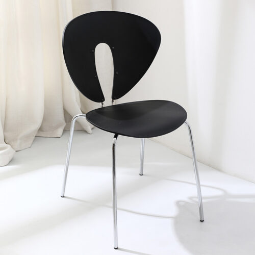 Modern Hollow Plastic Dining Chair with Color Coated Metal Legs Creative Curved Accent Chair - Dining chair - QONKA HOME