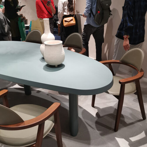 Oval Solid Pine Dining Table Matte Monochrome Finish Multi Cylinder Legs Minimalist Japandi Dining Table for Dining Room -...