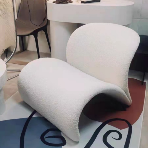 Sculptural Curved Lounge Chair - Living room furniture - QONKA HOME