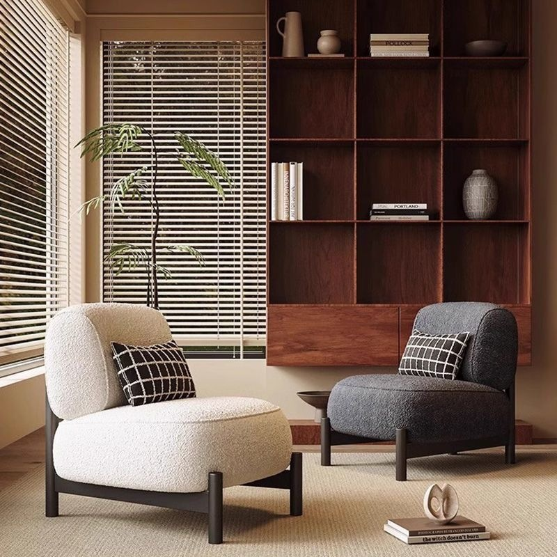 Petal‑Shaped Single Sofa Chair