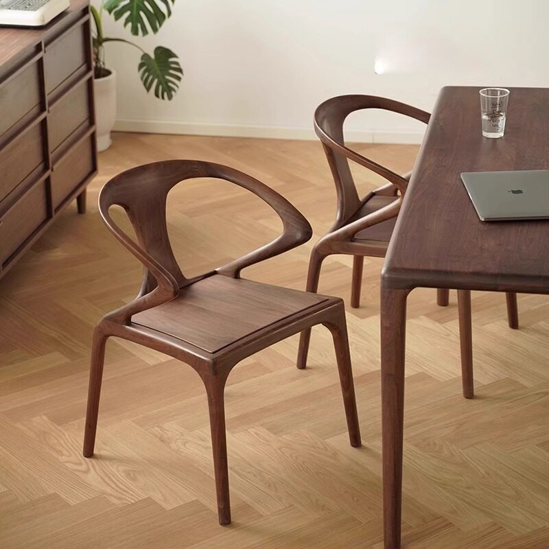 Mid-Century Modern Solid Walnut Dining Chair with Integrated Curved Armrests, Ergonomic Solid Wood Accent Chair for Dining Room & Office