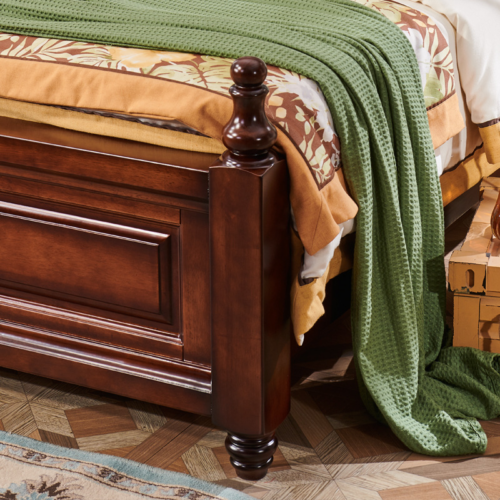 Bold Traditional Luxury Bed - Bedroom furniture - QONKA HOME