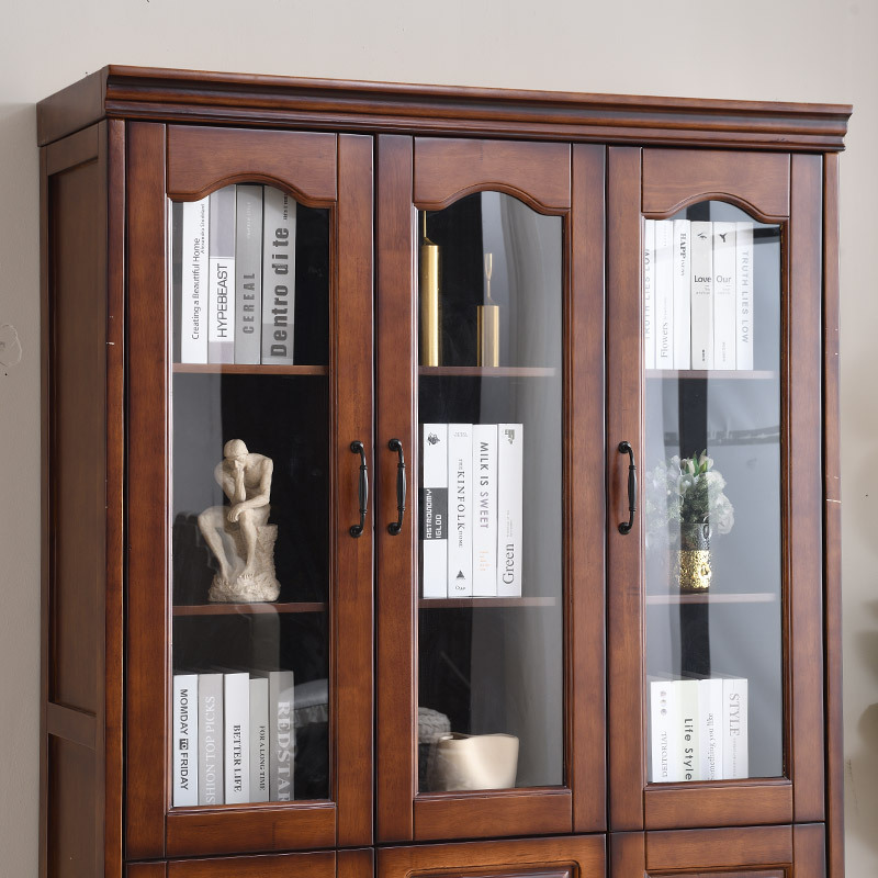 Vintage Traditional Wooden Bookshelf