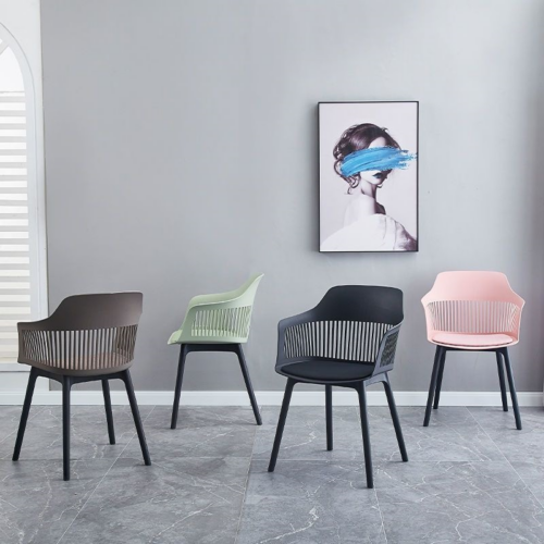 Curved Bucket Dining Chair