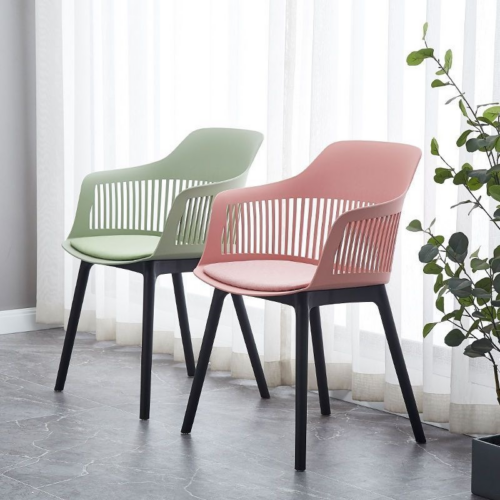 Slatted Back Dining Chair - Dining chair - QONKA HOME