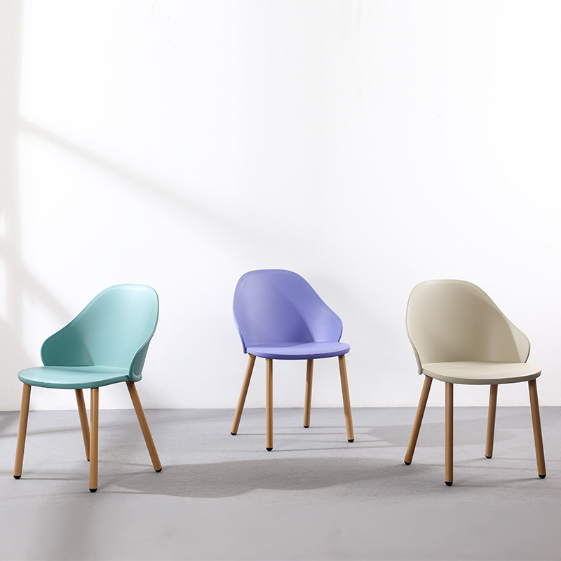 Curved Back Plastic Dining Chair - Dining chair - QONKA HOME