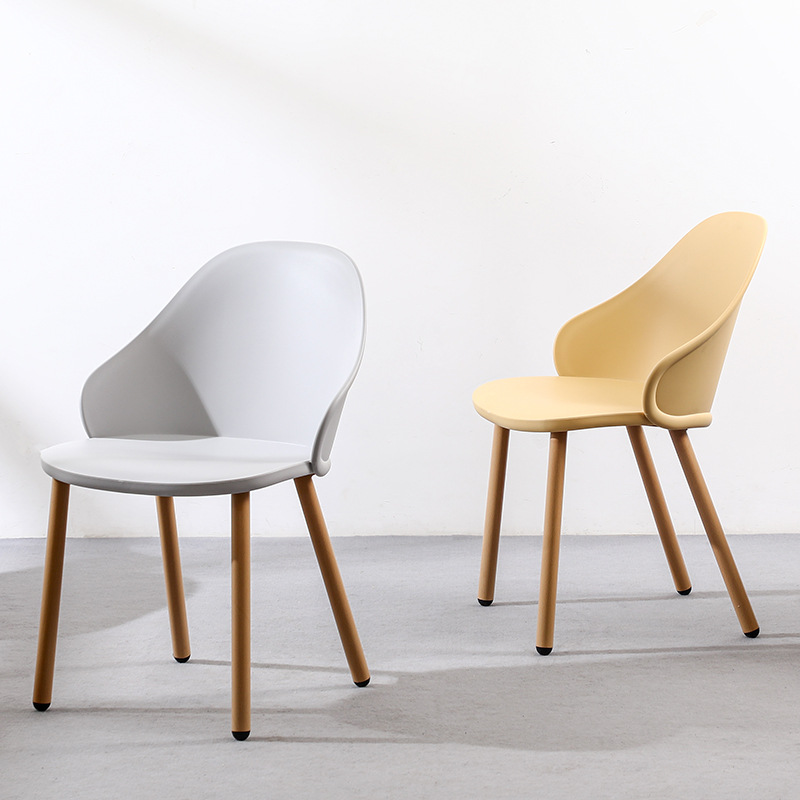 Curved Back Plastic Dining Chair